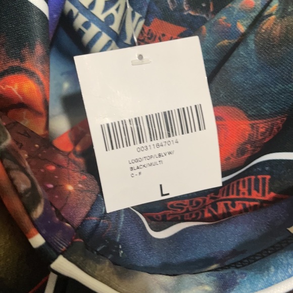 NWT Stranger Things mens Large hoodie - Picture 4 of 4